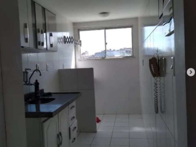 Apartamento com 2 quartos à venda na Rua Vereador Jone Kiss, Itingá, Lauro de Freitas, 47 m2 por R$ 175.000