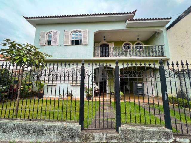 Casa com 5 dormitórios à venda, 341 m² por R$ 900.000,00 - Monte Castelo - Volta Redonda/RJ