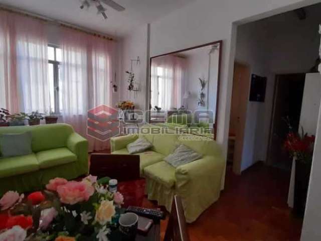 Apartamento com 2 quartos à venda na Rua Carlos de Carvalho, Centro, Rio de Janeiro, 74 m2 por R$ 350.000