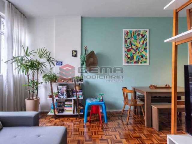 Apartamento com 2 quartos à venda na Rua Pedro Américo, Catete, Rio de Janeiro, 71 m2 por R$ 530.000