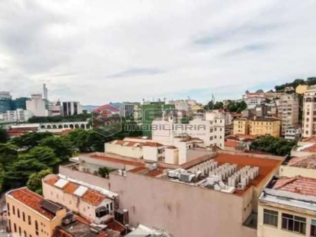 Kitnet / Stúdio à venda na Rua do Resende, Centro, Rio de Janeiro, 39 m2 por R$ 220.000