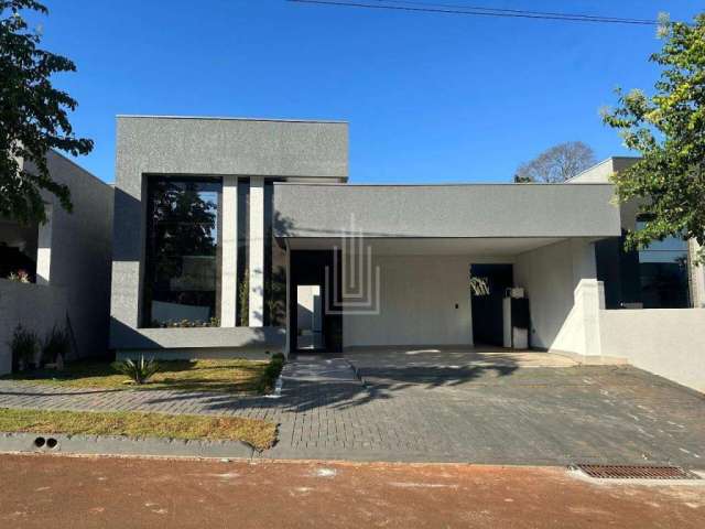 Casa à venda no Condomínio Araras em Foz do Iguaçu.