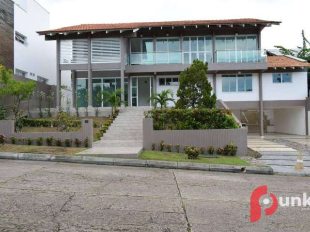 Casa com 4 dormitórios à venda, 420 m² por R$ 3.800.000,00 - Adrianópolis - Manaus/AM