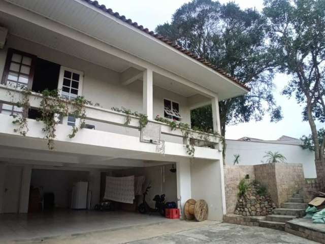 Casa com 2 dormitórios à venda, 212 m² por R$ 950.000,00 - Centro - Campo Largo/PR