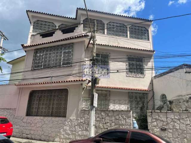Casa com 16 quartos à venda na Travessa Manoel Continentino, São Domingos, Niterói, 200 m2 por R$ 1.700.000