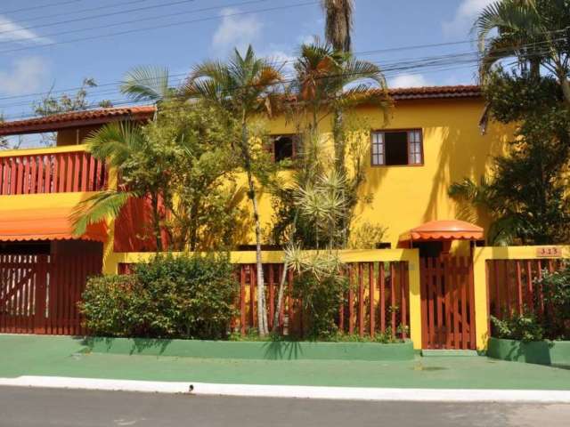 Casa com 3 dormitórios (1 suíte) disponível para venda na Vila Cabana - Cananéia / SP