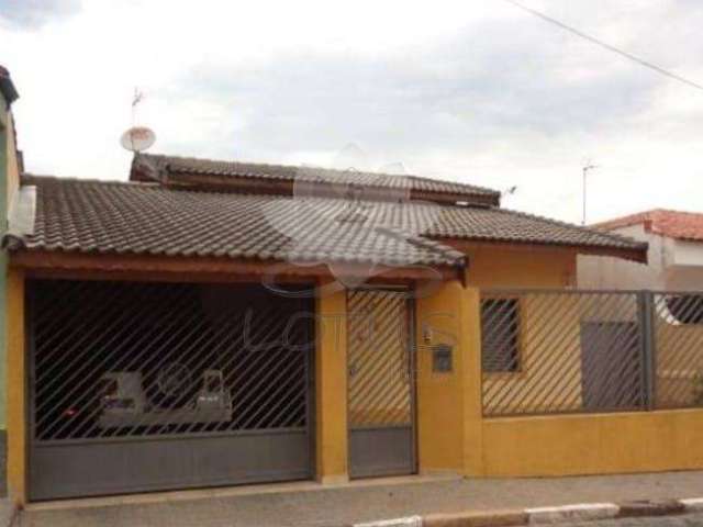 Casa com 3 quartos à venda no Centro, Atibaia , 260 m2 por R$ 1.200.000