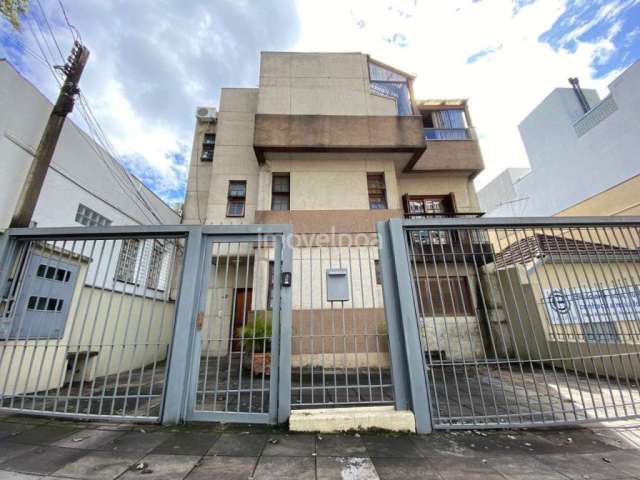 Casa com 3 quartos à venda na Rua João Abbott, 42, Petrópolis, Porto Alegre por R$ 1.400.000