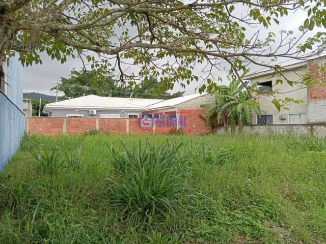 Terreno em condomínio fechado à venda na Rua Raul Alfredo de Andrade, Caxito, Maricá por R$ 125.000