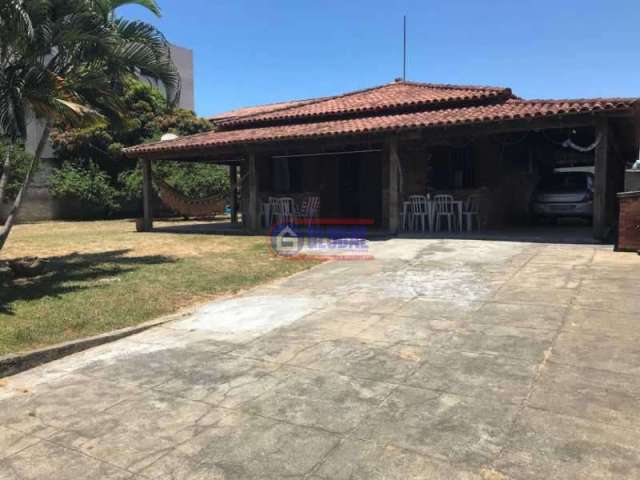 Casa com 3 quartos à venda na Rua Santa Catarina, Cidade Praiana, Rio das Ostras, 177 m2 por R$ 815.000