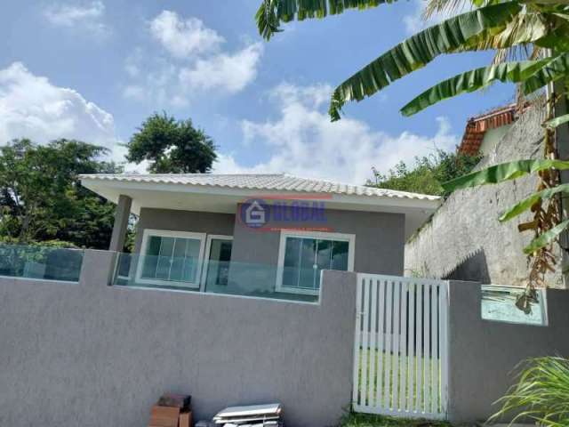 Casa em condomínio fechado com 2 quartos à venda na Avenida Roberto da Silveira, Flamengo, Maricá, 70 m2 por R$ 420.000