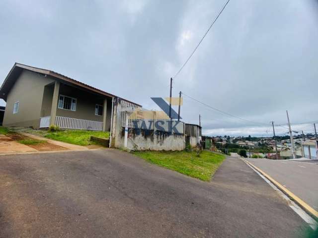Casa  com 2 quartos 3 banheiros na vila Planta Deodoro em Piraquara