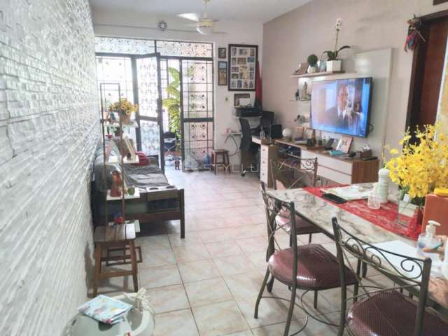 Casa com 4 quartos à venda na Rua Silva Pinto, Vila Isabel, Rio de Janeiro, 170 m2 por R$ 700.000
