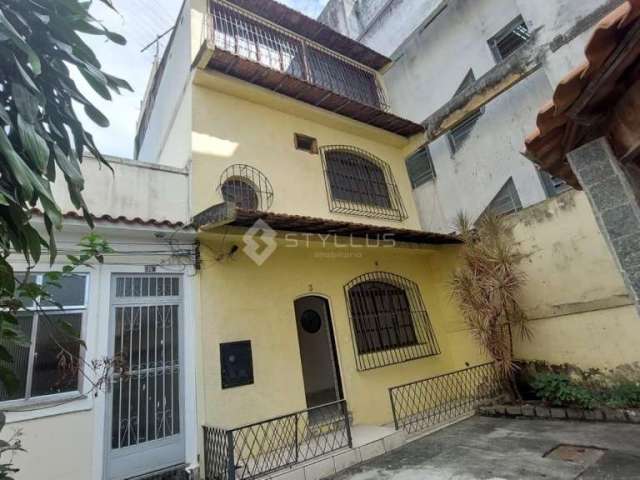 Casa com 3 quartos à venda na Rua Clarimundo de Melo, Encantado, Rio de Janeiro, 128 m2 por R$ 400.000