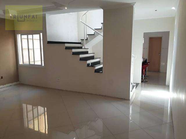 Casa com 3 dormitórios à venda, 240 m² por R$ 750.000,00 - Jardim Karolyne - Votorantim/SP
