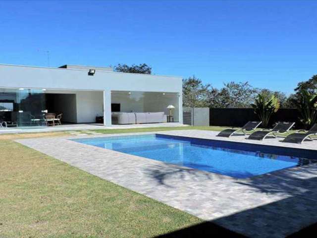 Casa em condomínio fechado com 3 quartos à venda na Alameda Água Marinha, Golf Gardens, Carapicuíba, 501 m2 por R$ 2.100.000
