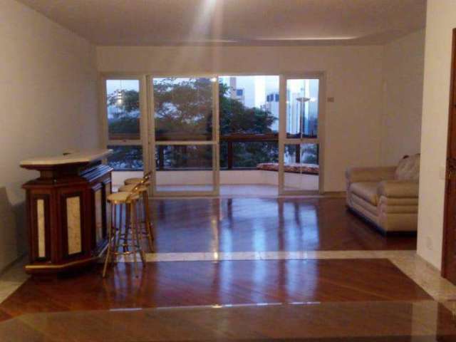 Apartamento com 3 quartos para alugar na Rua Manoel Antônio Pinto, Morumbi, São Paulo, 230 m2 por R$ 3.800
