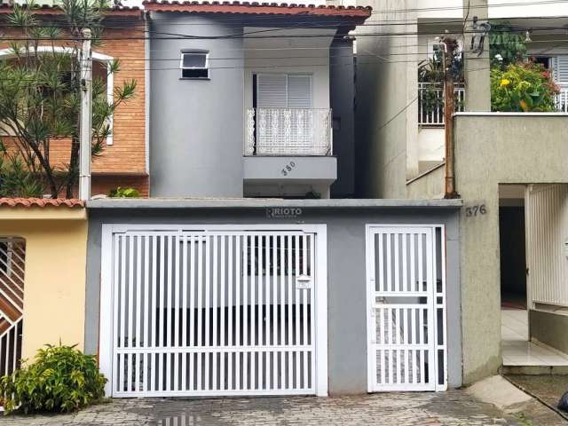Casa com 4 quartos para alugar no Parque Jaçatuba, Santo André  por R$ 4.500