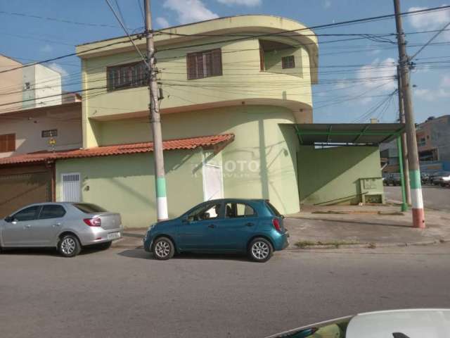Casa comercial com 1 sala para alugar na Vila Linda, Santo André  por R$ 4.200