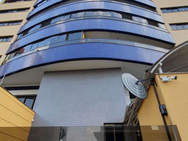 Apartamento com 04 quartos 01 suite a venda no Edifício Antonio Paulino em Londrina-PR
