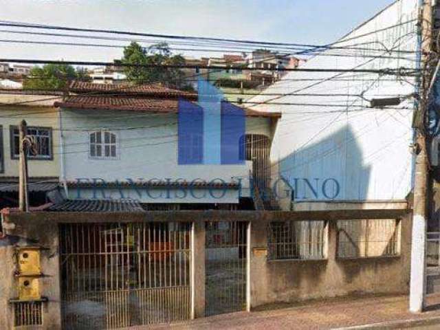 Casa para Venda em Volta Redonda, Retiro, 5 dormitórios, 1 suíte, 3 banheiros, 2 vagas