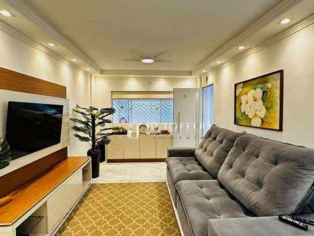 Sobrado decorado com 3 dormitórios à venda, 274 m² por R$ 800.000 - Vila Santa Rosa - Guarujá/SP