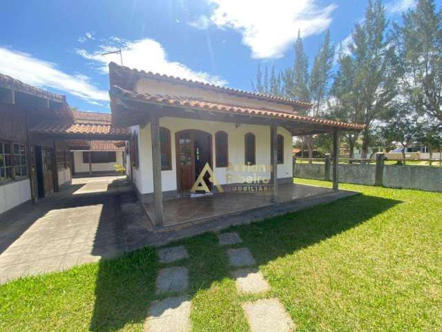 Casa com 4 dormitórios à venda, 190 m² por R$ 390.000,00 - Orla 500 (Tamoios) - Cabo Frio/RJ