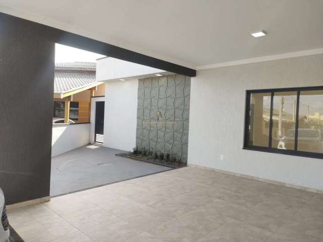 Linda  casa Térrea à venda em Condomínio, Taubaté, SP