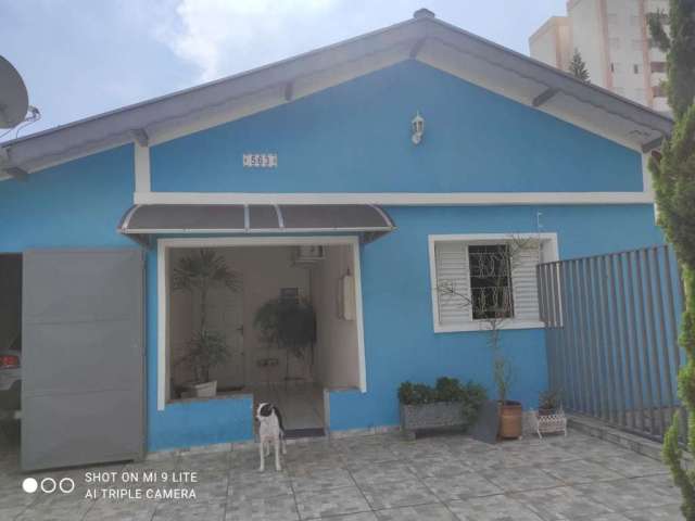 Casa com 3 dormitórios à venda, 150 m² por R$ 600.000 - Vila São José - Taubaté/SP