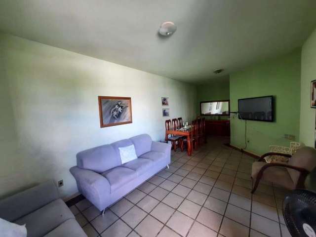 Apartamento à venda, 3 quartos, 1 suíte, 1 vaga, Esplanada - Governador Valadares/MG