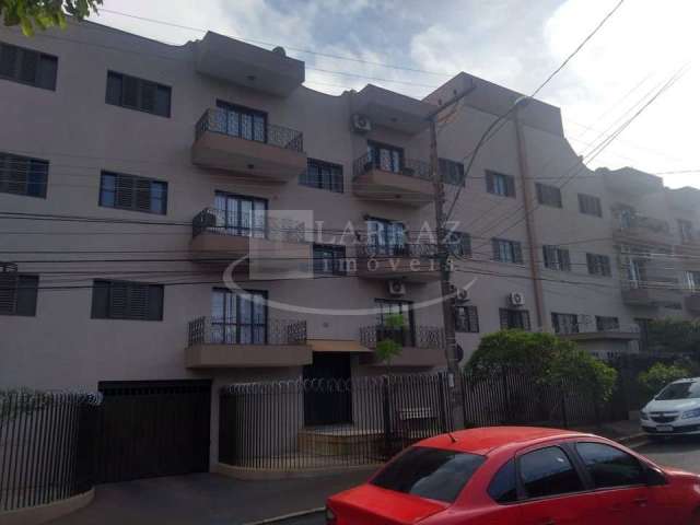 Otimo apartamento para venda na esquina da Av. Caramuru, otima localização, 2 dormitorios, varanda em 82 m2