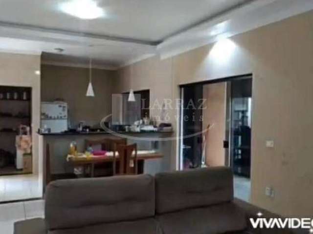 Ótima casa mais salao comercial para venda em Guariba no bairro Palmeiras, 3 dormitorios 1 suite em 200 m2 de area total