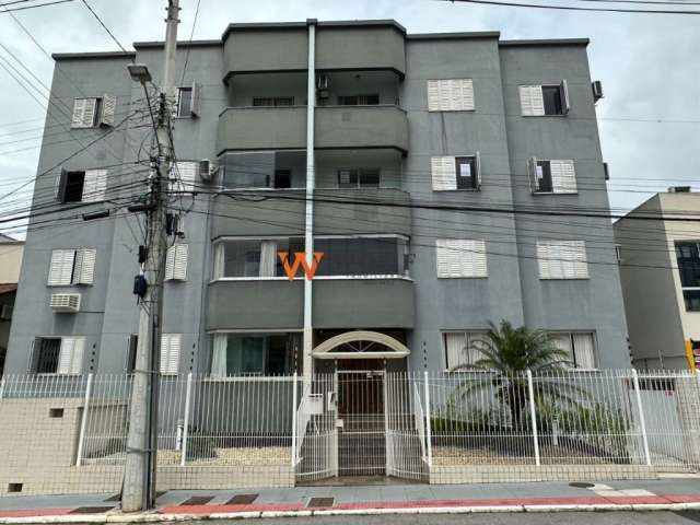 Apartamento à venda no bairro Estreito, Florianópolis