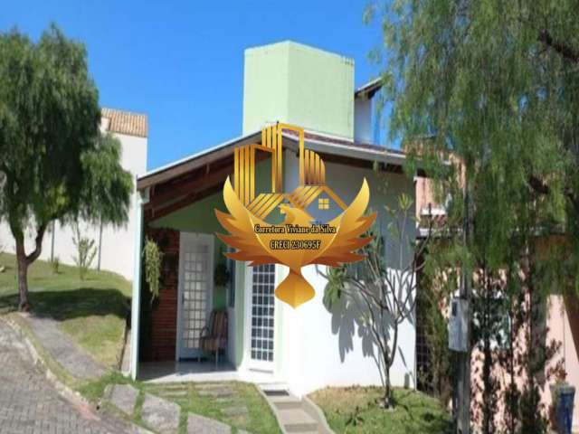 Casa em condomínio fechado com 2 quartos à venda na Cidade Jardim, Taubaté  por R$ 380.000