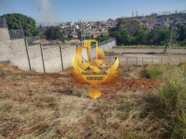 Terreno à venda no Jardim Hipica Pinheiro, Taubaté  por R$ 200.000