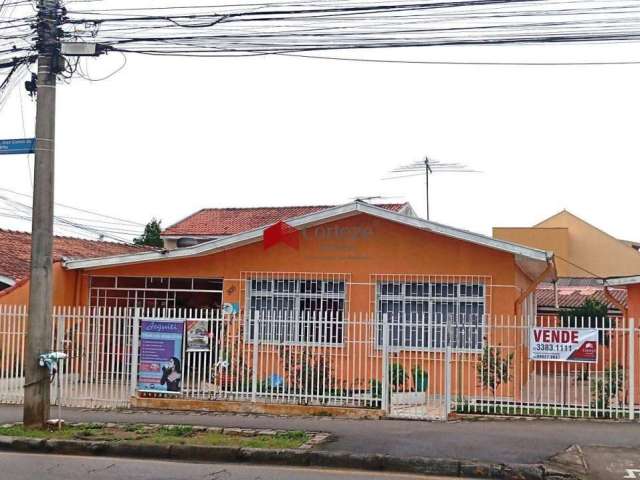 Oportunidade Única! Residências em Amplo Terreno para Investimento no bairro Capão Raso