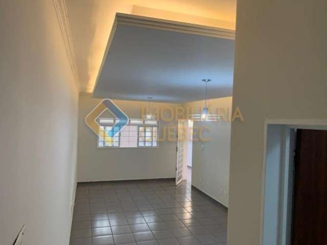 Casa com 4 quartos à venda na Travessa Manucci, Ipiranga, Ribeirão Preto, 169 m2 por R$ 380.000