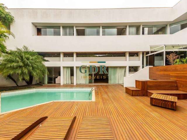 Casa com 5 quartos à venda na Rua John Foster Dulles, Seminário, Curitiba, 444 m2 por R$ 3.300.000