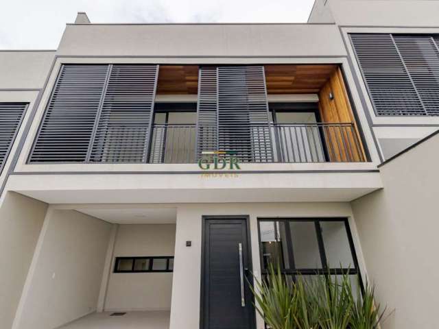 Casa com 3 quartos à venda na Rua Vitório Sbalqueiro, Vista Alegre, Curitiba, 150 m2 por R$ 949.000