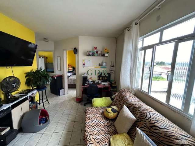 Apartamento com 3 quartos à venda na Rua Alcides Munhoz Neto, Guatupê, São José dos Pinhais por R$ 200.000