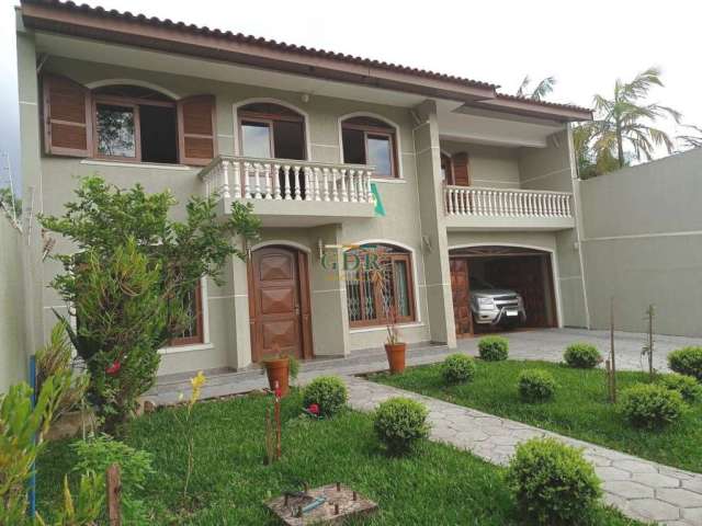 Casa com 7 quartos à venda na Rua José Kormann, São Lourenço, Curitiba, 390 m2 por R$ 1.280.000