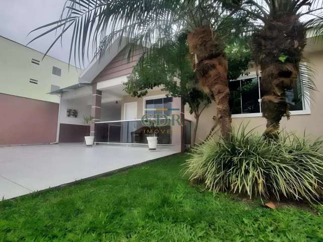 Casa com 4 quartos à venda na Rua Antônio de Castro Alves, Vargem Grande, Pinhais, 300 m2 por R$ 1.250.000