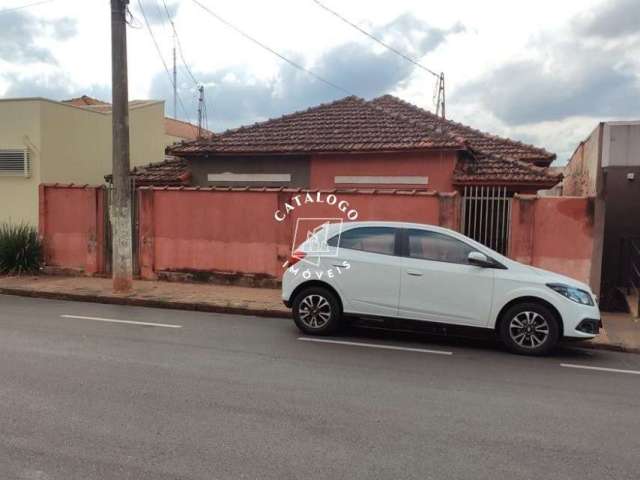 Casa com 2 quartos à venda na Rua Paraná, Centro, Pitangueiras, 121 m2 por R$ 298.000