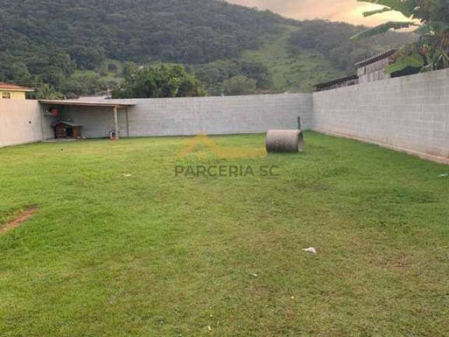 Terreno à venda com 386m² murado no Bairro Vendaval em Biguaçu