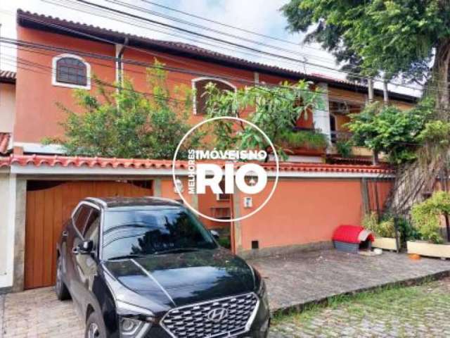 Casa em condomínio fechado com 3 quartos à venda na Estrada Caribu, --, Freguesia (Jacarepaguá), Rio de Janeiro, 200 m2 por R$ 950.000