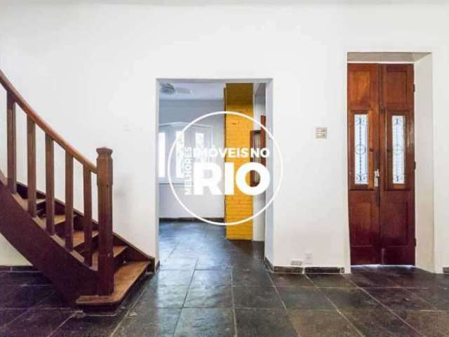 Casa comercial com 7 salas à venda na Rua Uruguai, --, Andaraí, Rio de Janeiro, 145 m2 por R$ 590.000