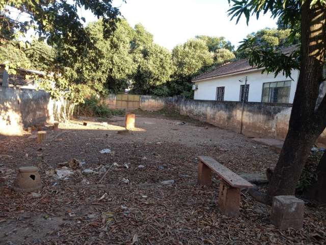 Terreno à venda na Rua Israel Pinheiro, São Pedro, Governador Valadares, 432 m2 por R$ 460.000