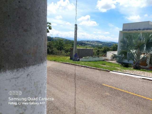Terreno à venda na Chácara São Félix, Taubaté  por R$ 320.000