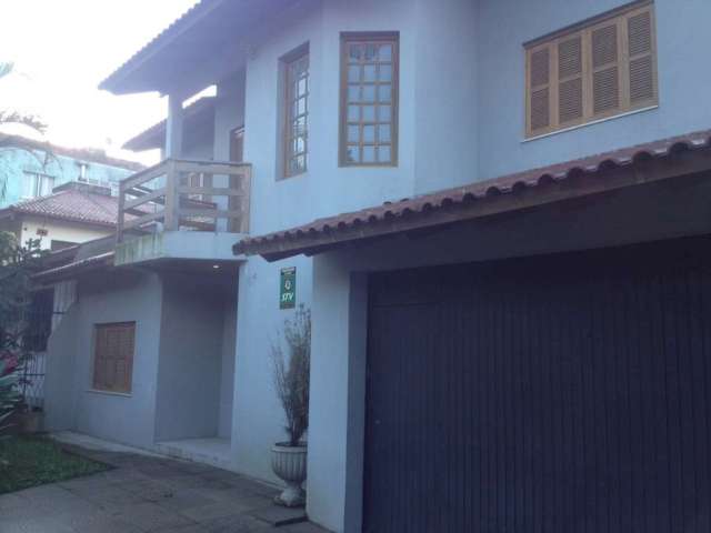 Casa  Residencial no bairro Medianeira