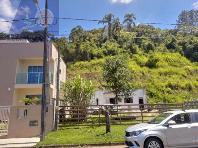 Casa à venda no bairro Jardim Sofia - Joinville/SC